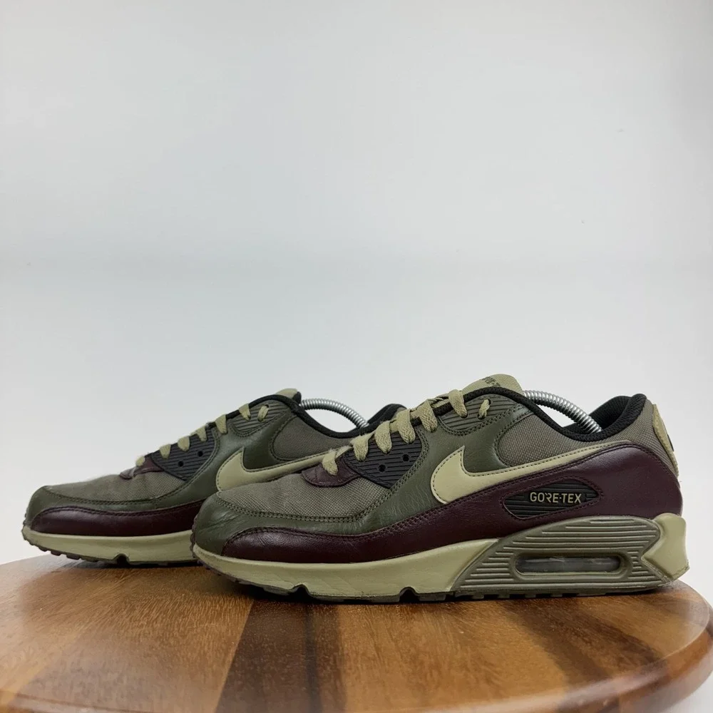 Mens‎ Nike Air Max 90 GORE-TEX Medium Olive Comfort Sneakers Shoes Size 10 M GUC